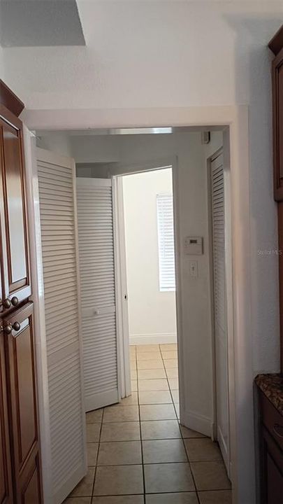 合同活跃: $2,300 (3 贝兹, 2 浴室, 1500 平方英尺)