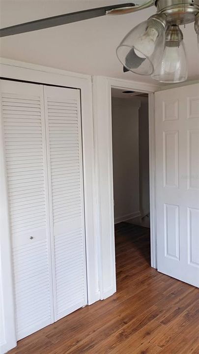 合同活跃: $2,300 (3 贝兹, 2 浴室, 1500 平方英尺)