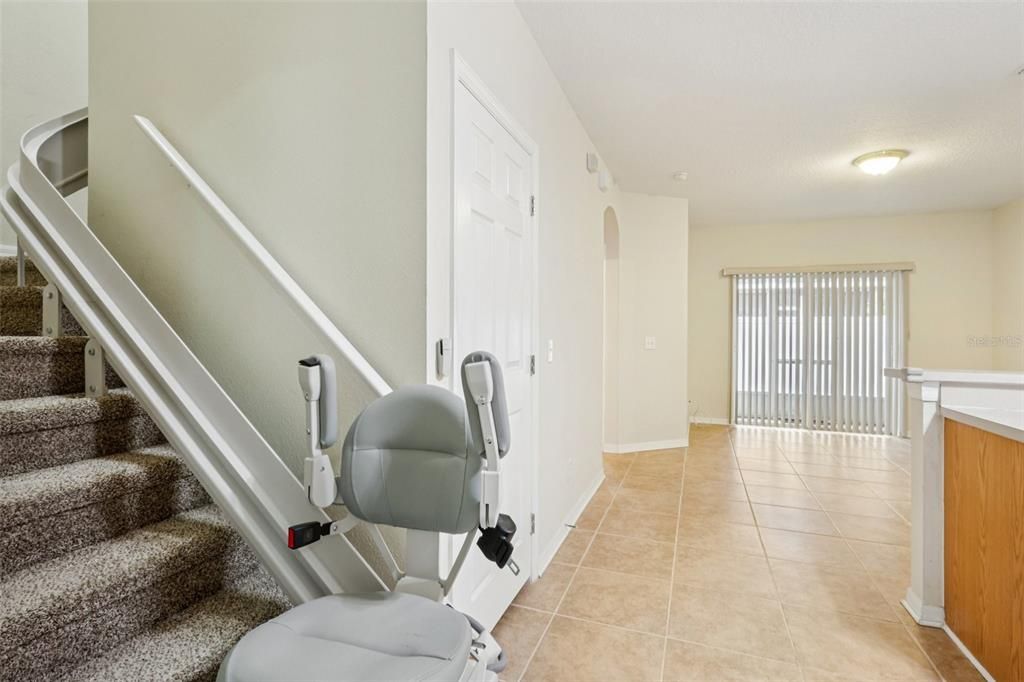 待售: $245,000 (3 贝兹, 3 浴室, 1653 平方英尺)