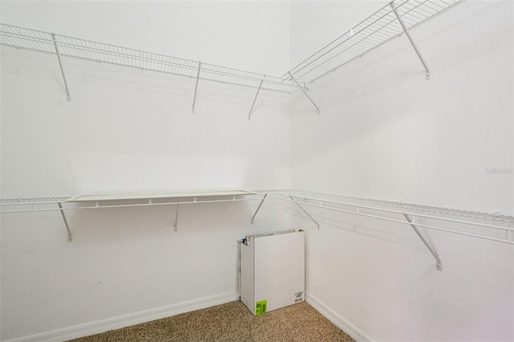 待售: $245,000 (3 贝兹, 3 浴室, 1653 平方英尺)