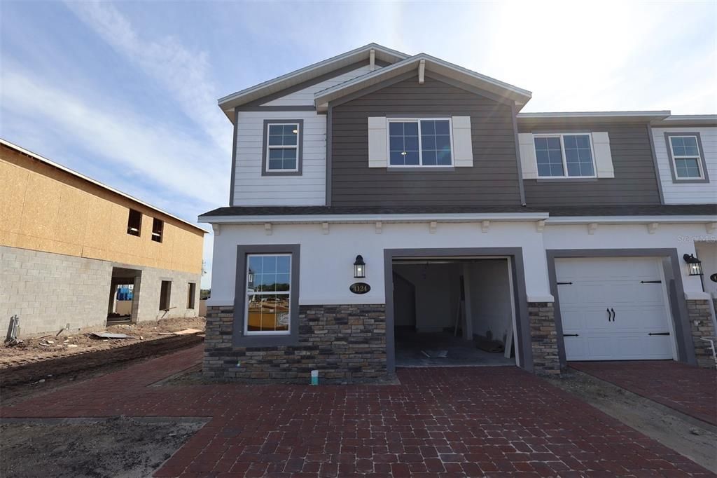 Active With Contract: $476,990 (4 beds, 3 baths, 1769 Square Feet)