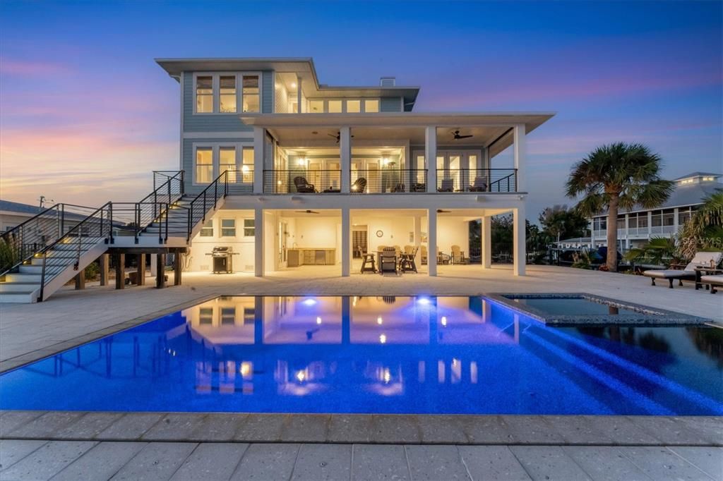 待售: $1,999,000 (3 贝兹, 2 浴室, 2554 平方英尺)