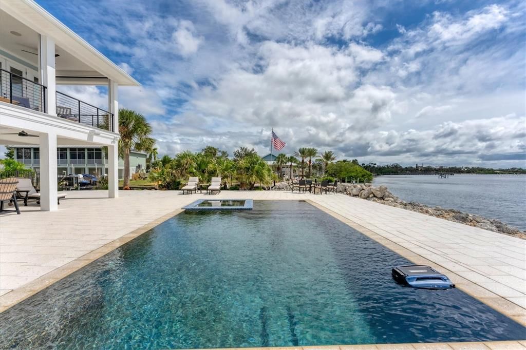 待售: $1,999,000 (3 贝兹, 2 浴室, 2554 平方英尺)