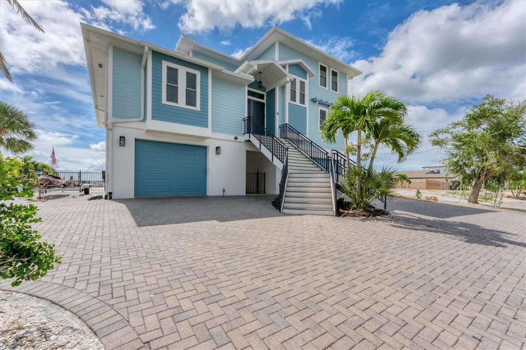 待售: $1,999,000 (3 贝兹, 2 浴室, 2554 平方英尺)