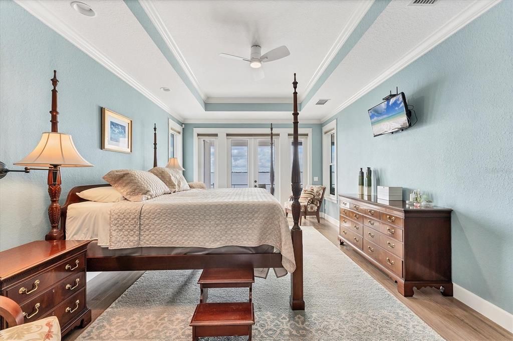 待售: $1,999,000 (3 贝兹, 2 浴室, 2554 平方英尺)