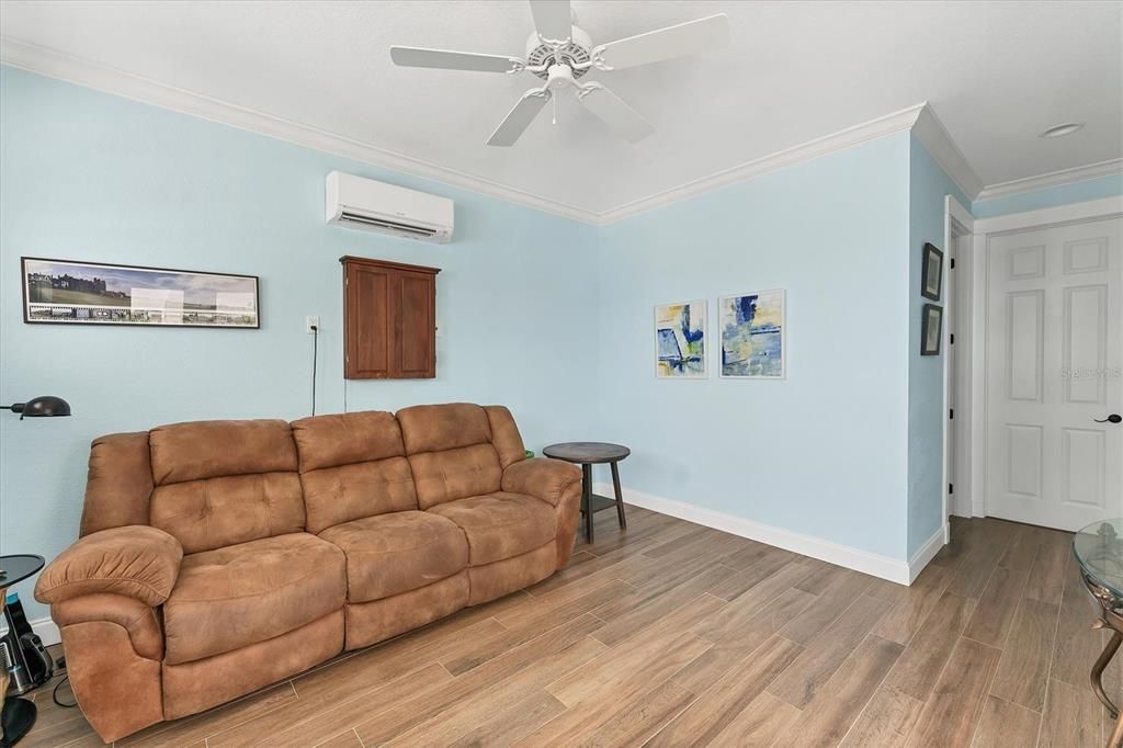 待售: $1,999,000 (3 贝兹, 2 浴室, 2554 平方英尺)