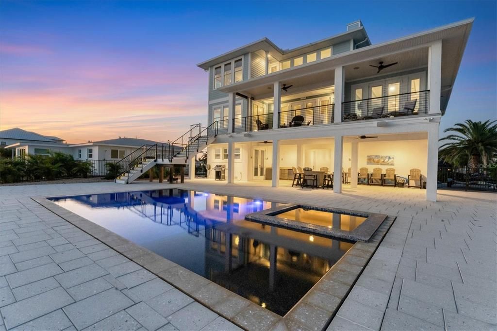 待售: $1,999,000 (3 贝兹, 2 浴室, 2554 平方英尺)