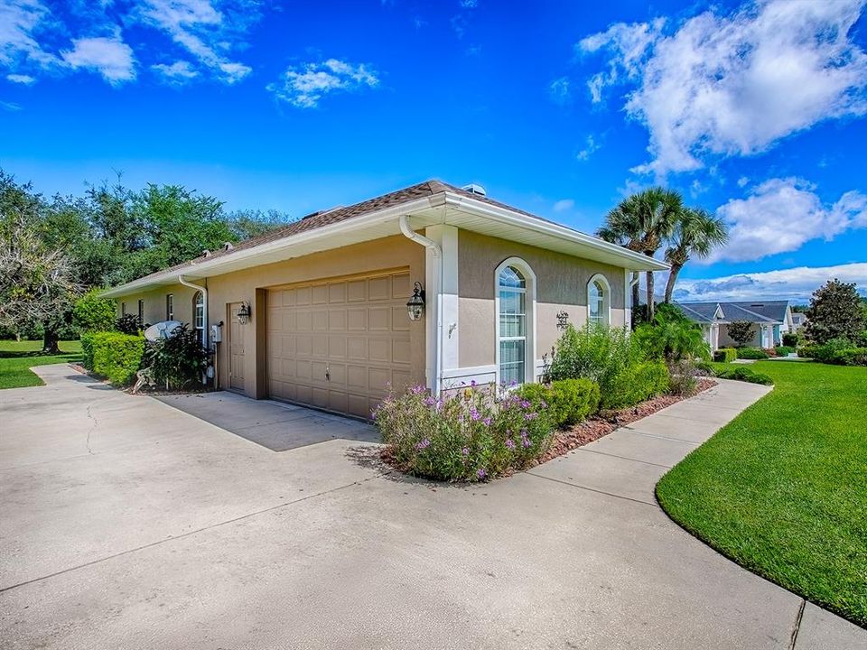 Active With Contract: $469,500 (4 beds, 3 baths, 2700 Square Feet)