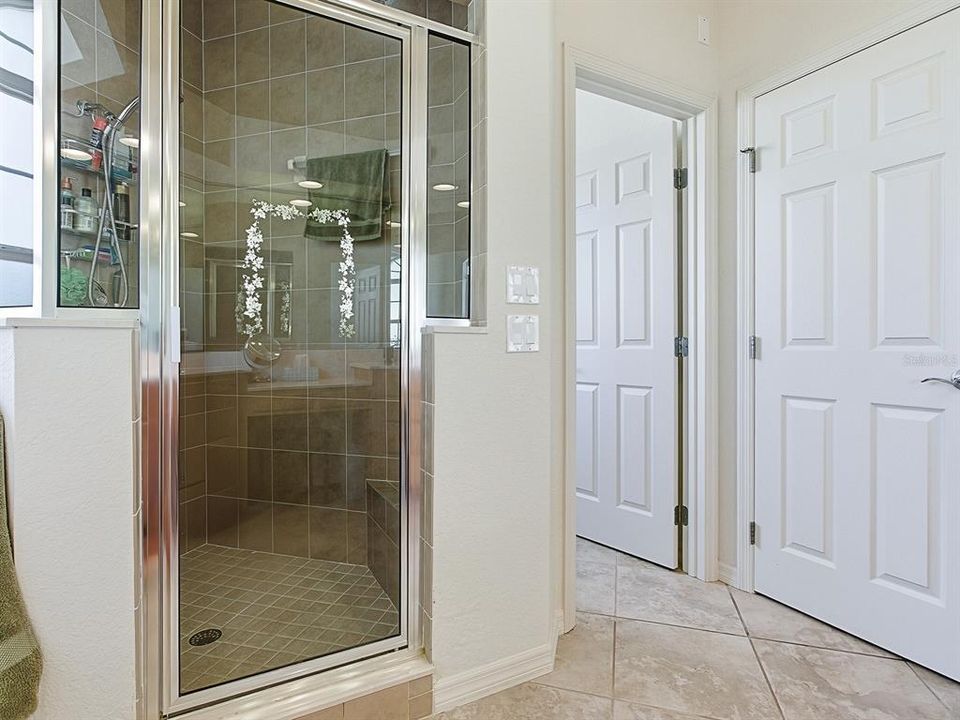 Active With Contract: $469,500 (4 beds, 3 baths, 2700 Square Feet)