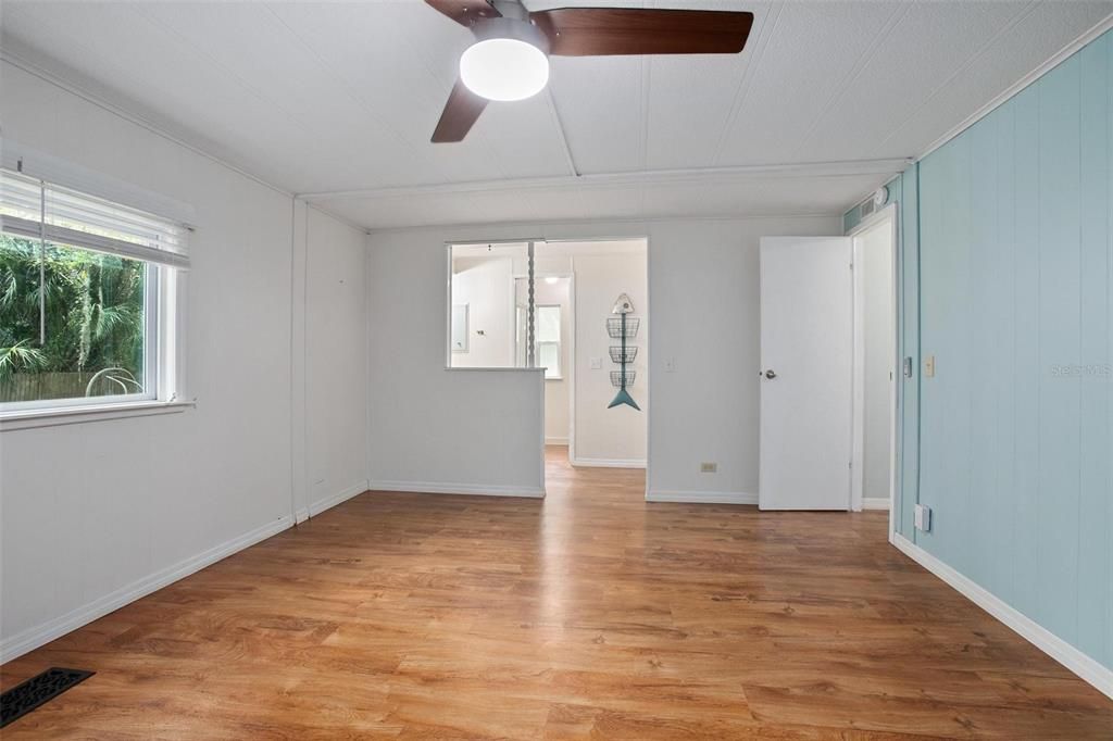 En Venta: $215,900 (2 camas, 2 baños, 1152 Pies cuadrados)