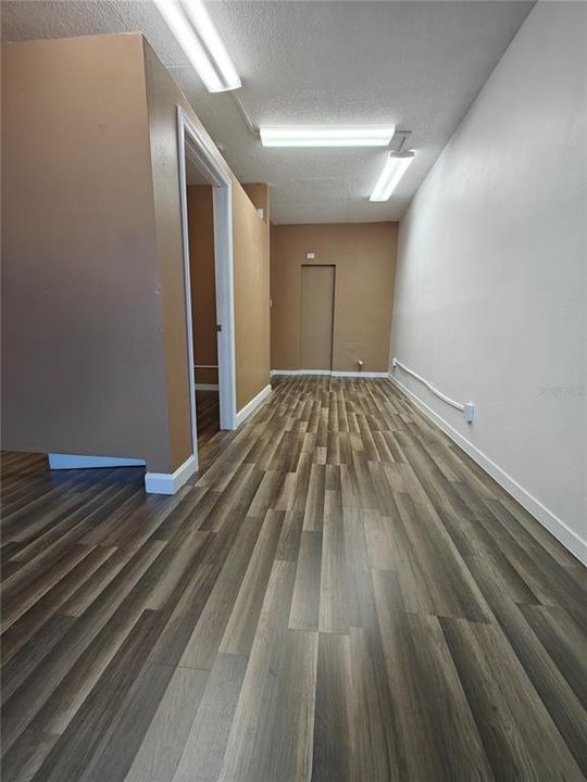 待售: $15,000 (0 贝兹, 0 浴室, 312 平方英尺)