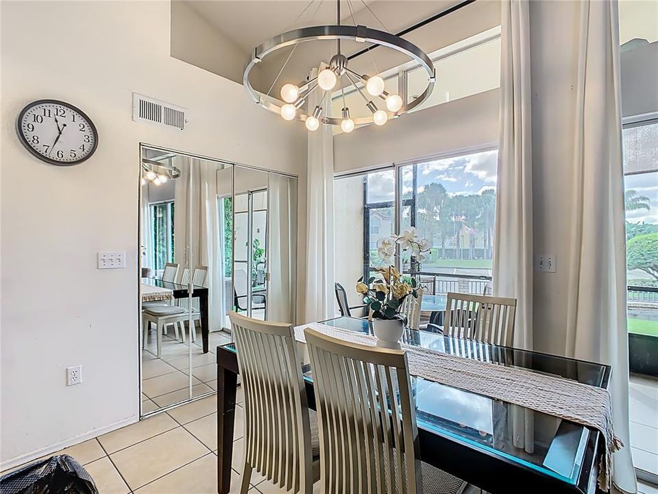 For Sale: $299,990 (2 beds, 2 baths, 1012 Square Feet)