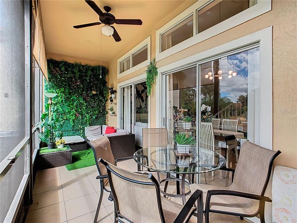 For Sale: $299,990 (2 beds, 2 baths, 1012 Square Feet)