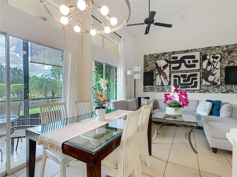 For Sale: $299,990 (2 beds, 2 baths, 1012 Square Feet)