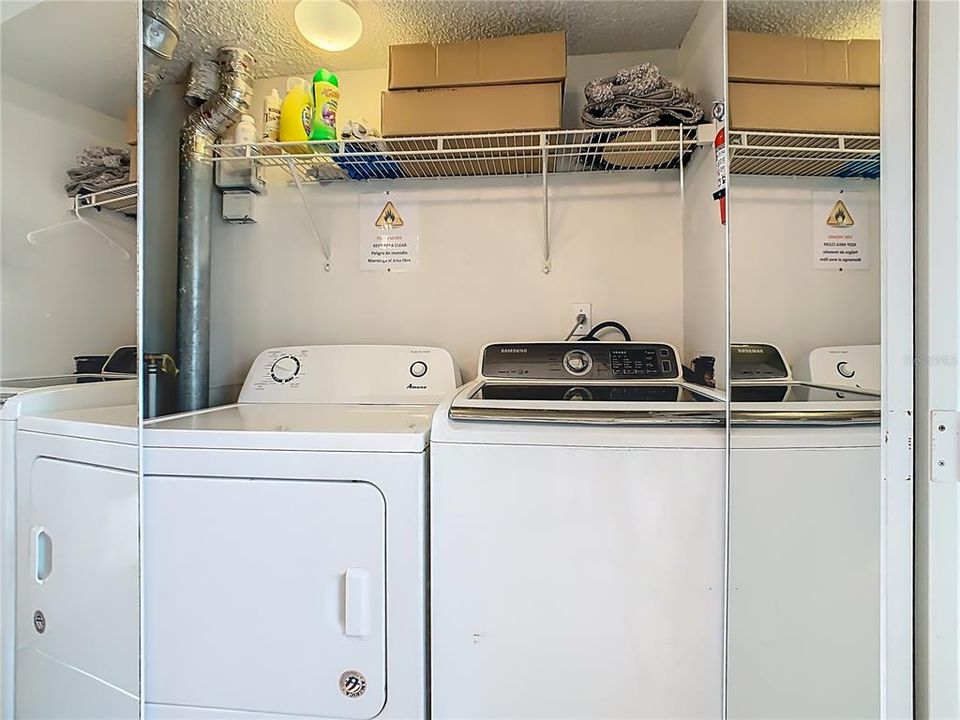 For Sale: $299,990 (2 beds, 2 baths, 1012 Square Feet)