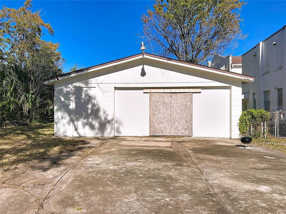 For Sale: $234,900 (3 beds, 1 baths, 1323 Square Feet)