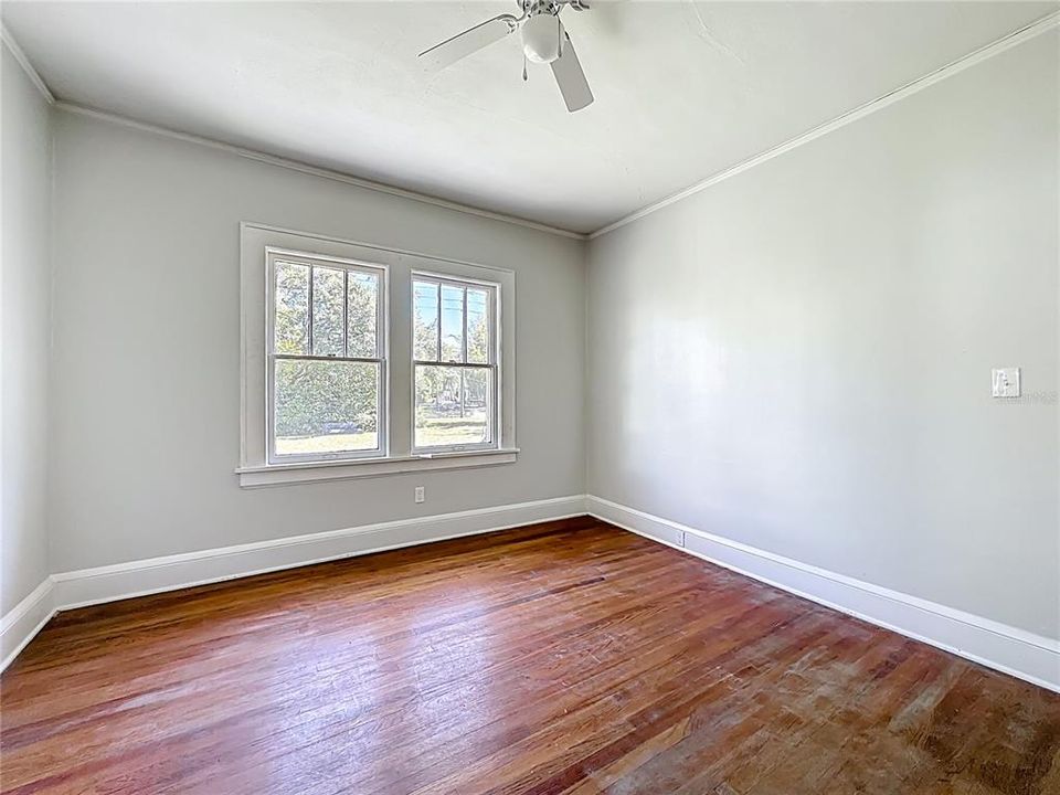 For Sale: $234,900 (3 beds, 1 baths, 1323 Square Feet)