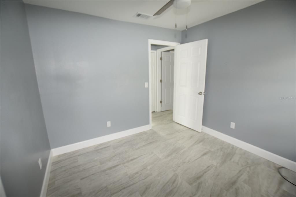 For Rent: $2,095 (3 beds, 2 baths, 1097 Square Feet)
