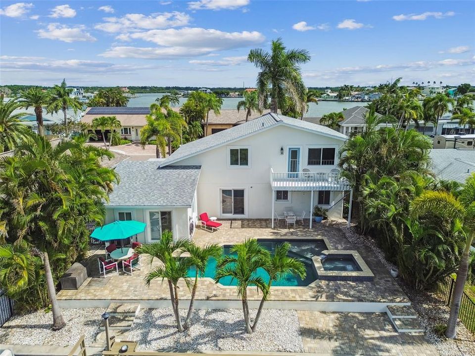 For Sale: $899,000 (4 beds, 2 baths, 1760 Square Feet)