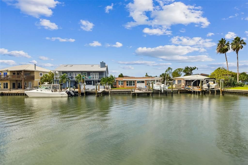 For Sale: $899,000 (4 beds, 2 baths, 1760 Square Feet)