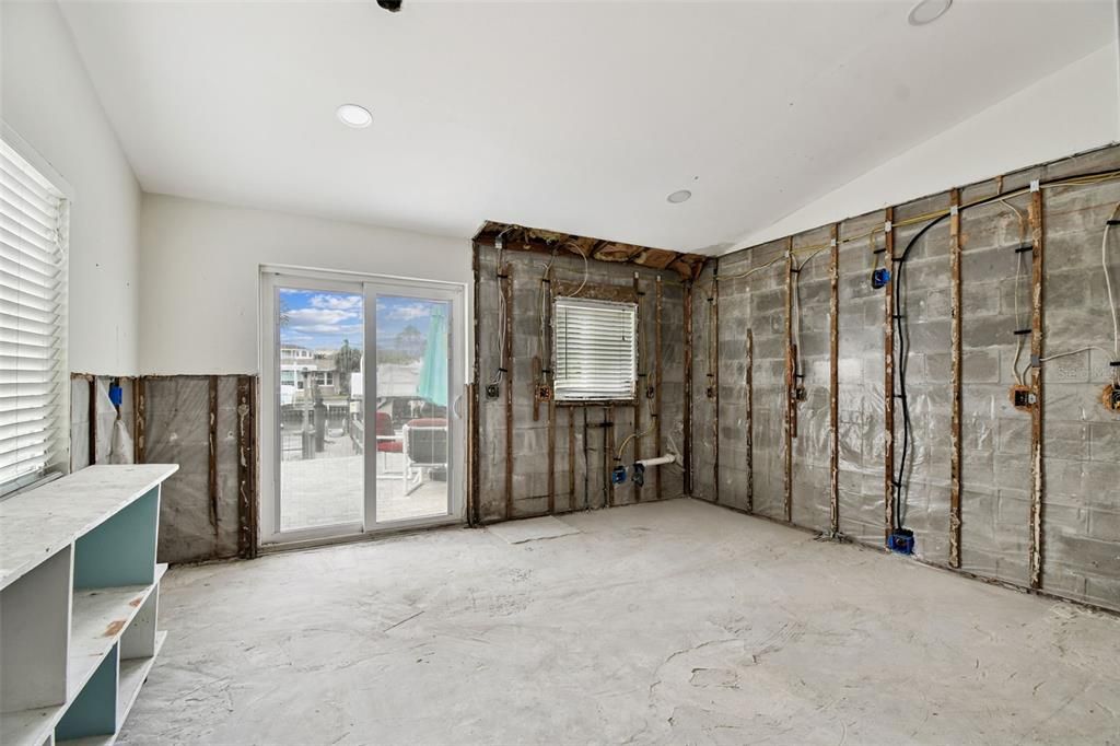 For Sale: $899,000 (4 beds, 2 baths, 1760 Square Feet)