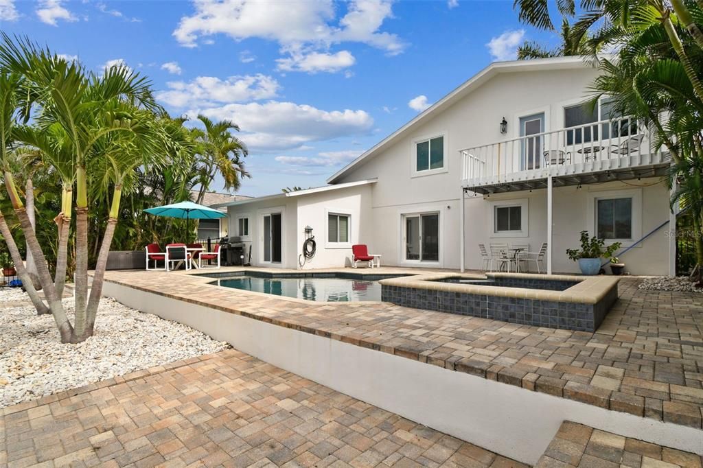 For Sale: $899,000 (4 beds, 2 baths, 1760 Square Feet)