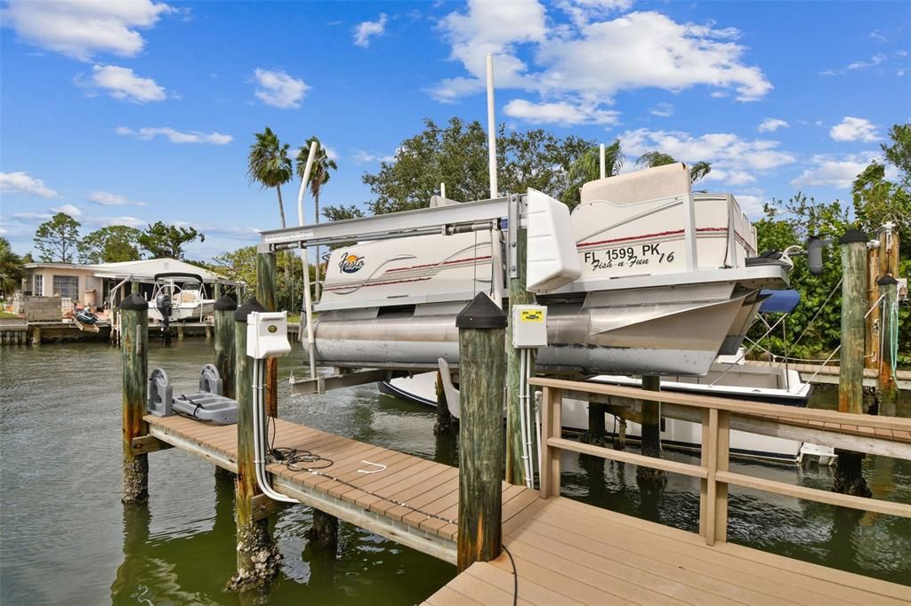 For Sale: $899,000 (4 beds, 2 baths, 1760 Square Feet)