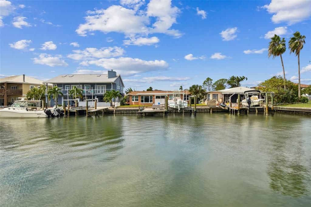 For Sale: $899,000 (4 beds, 2 baths, 1760 Square Feet)