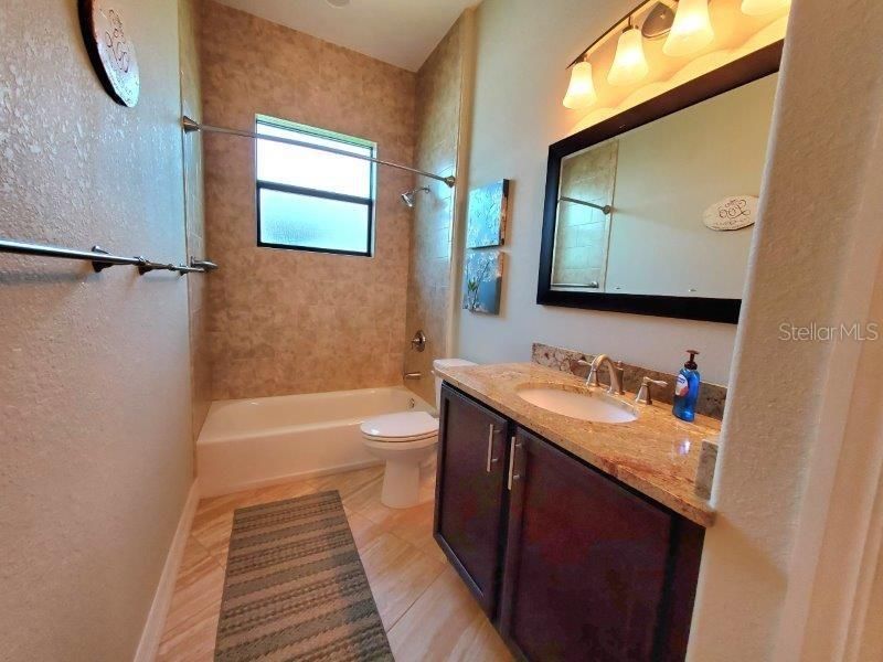 For Rent: $4,000 (3 beds, 2 baths, 2267 Square Feet)