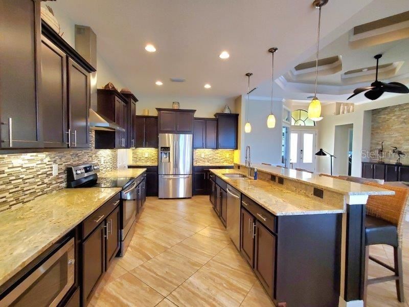 For Rent: $4,000 (3 beds, 2 baths, 2267 Square Feet)