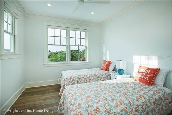 出租: $36,000 (4 贝兹, 4 浴室, 3087 平方英尺)