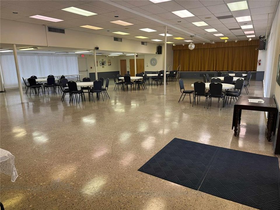 For Sale: $329,000 (2 beds, 1 baths, 1148 Square Feet)