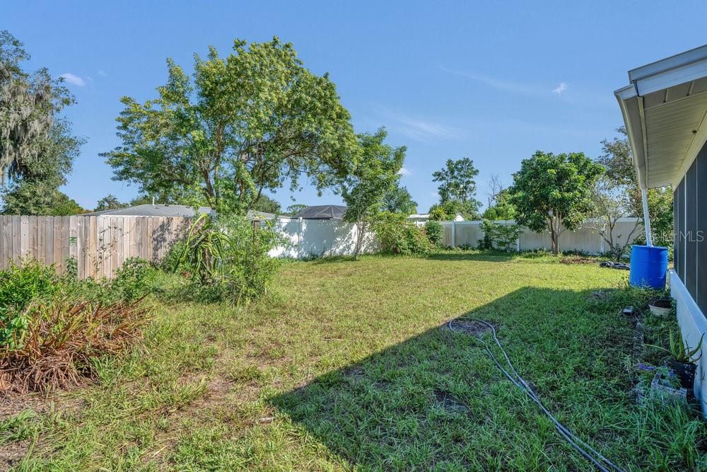 待售: $265,000 (2 贝兹, 2 浴室, 1030 平方英尺)