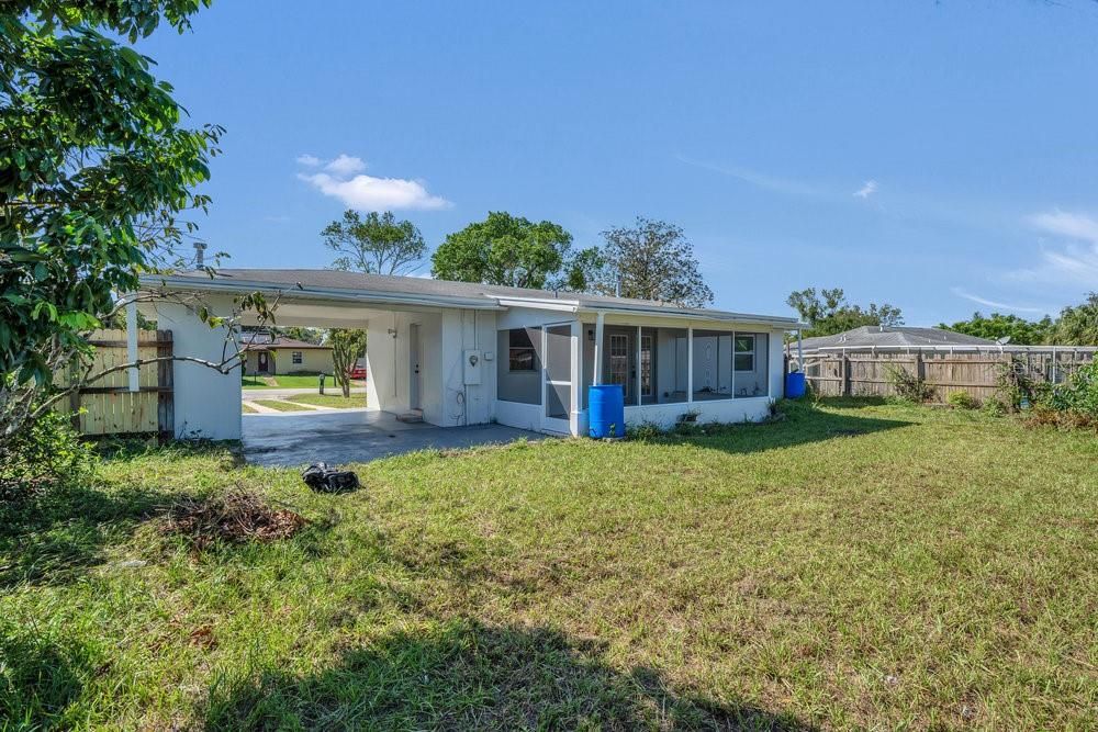 待售: $265,000 (2 贝兹, 2 浴室, 1030 平方英尺)