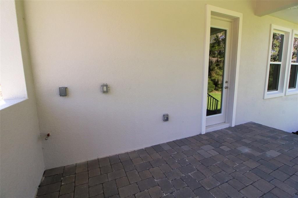 For Sale: $715,000 (3 beds, 3 baths, 2667 Square Feet)