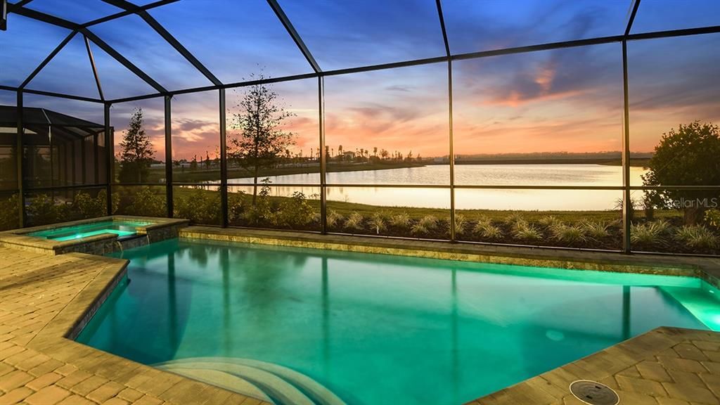 Activo con contrato: $950,000 (3 camas, 3 baños, 3115 Pies cuadrados)