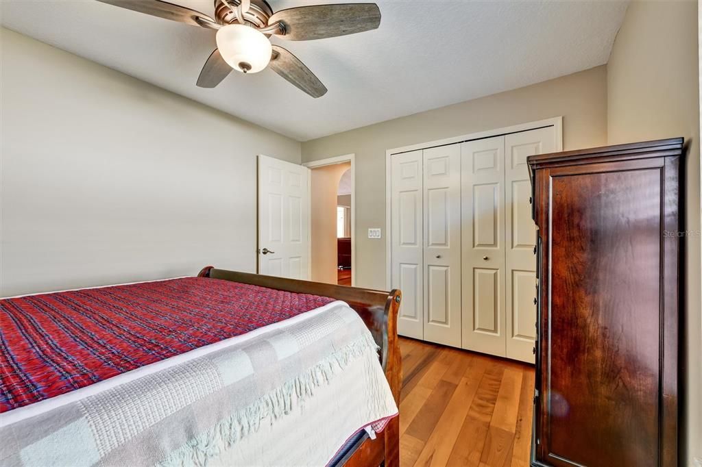 For Sale: $860,000 (3 beds, 2 baths, 2495 Square Feet)