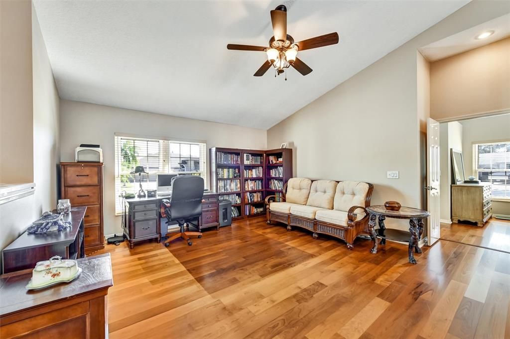 For Sale: $860,000 (3 beds, 2 baths, 2495 Square Feet)