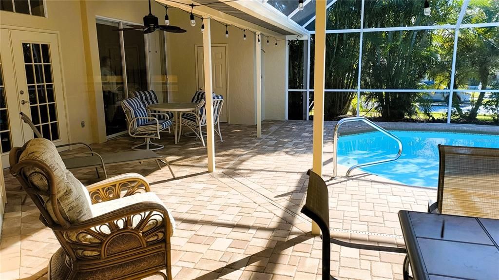 For Sale: $860,000 (3 beds, 2 baths, 2495 Square Feet)