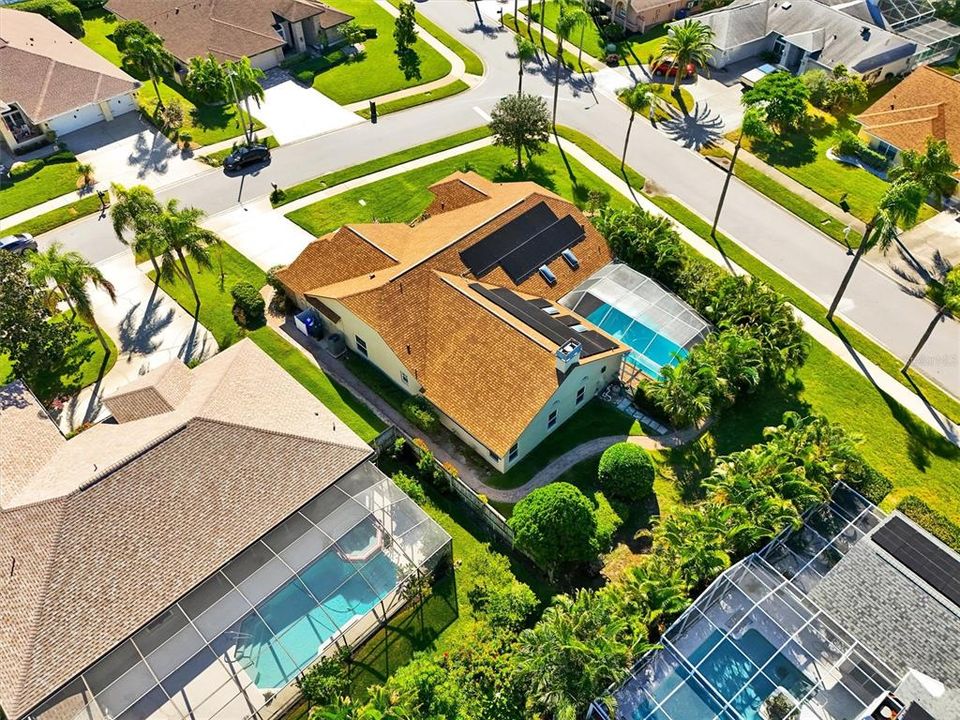 For Sale: $860,000 (3 beds, 2 baths, 2495 Square Feet)