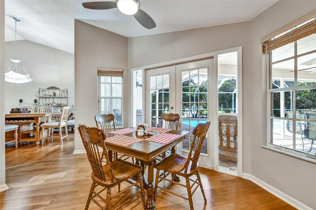 For Sale: $860,000 (3 beds, 2 baths, 2495 Square Feet)