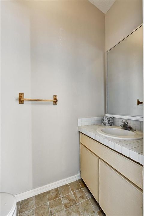 For Sale: $860,000 (3 beds, 2 baths, 2495 Square Feet)