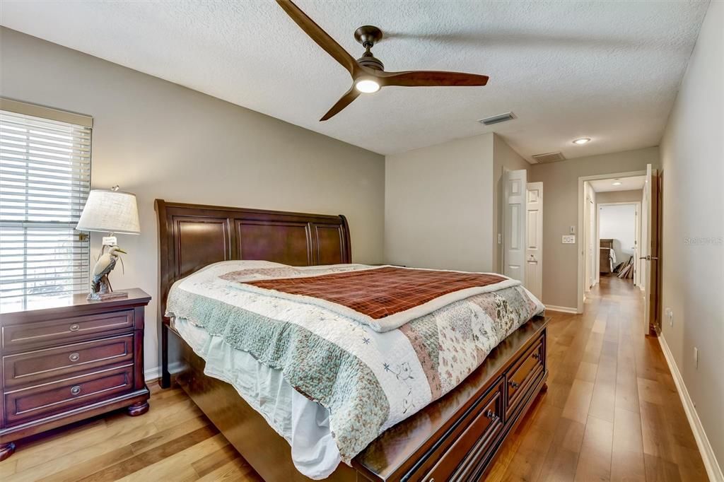 For Sale: $860,000 (3 beds, 2 baths, 2495 Square Feet)