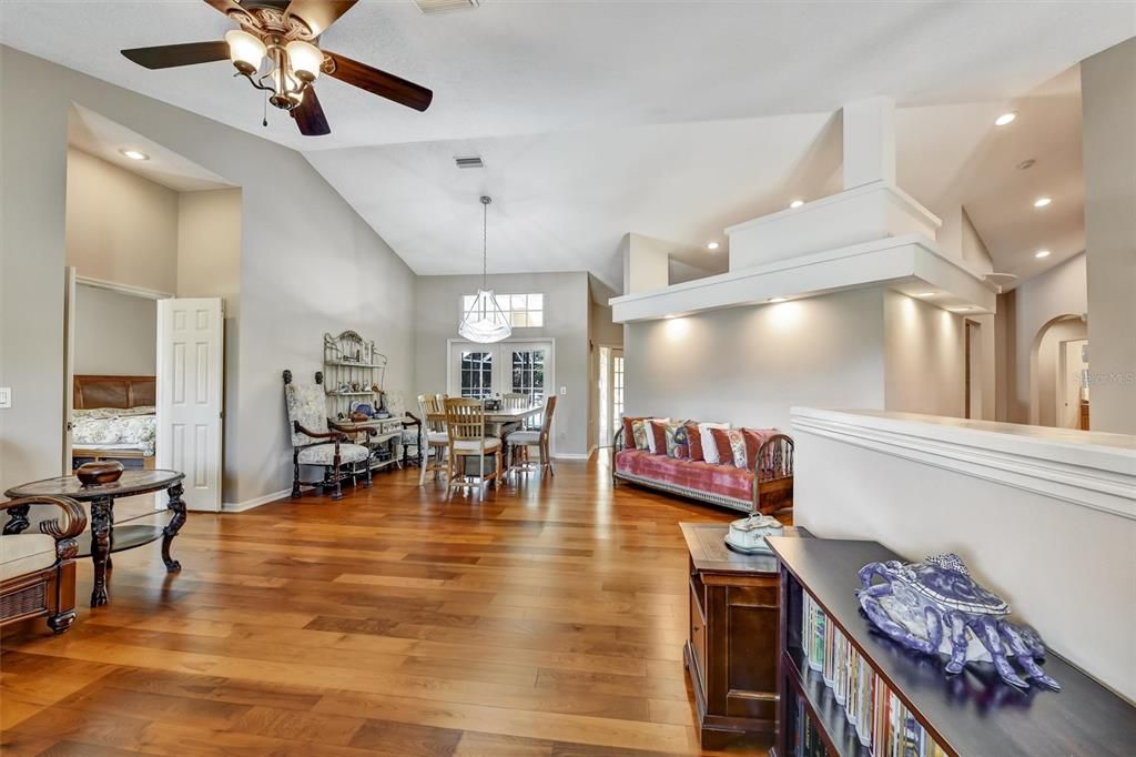 For Sale: $860,000 (3 beds, 2 baths, 2495 Square Feet)