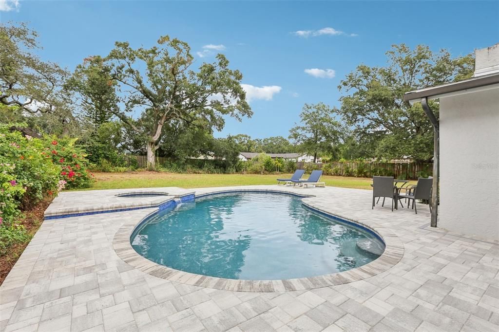 待售: $549,000 (3 贝兹, 2 浴室, 1668 平方英尺)