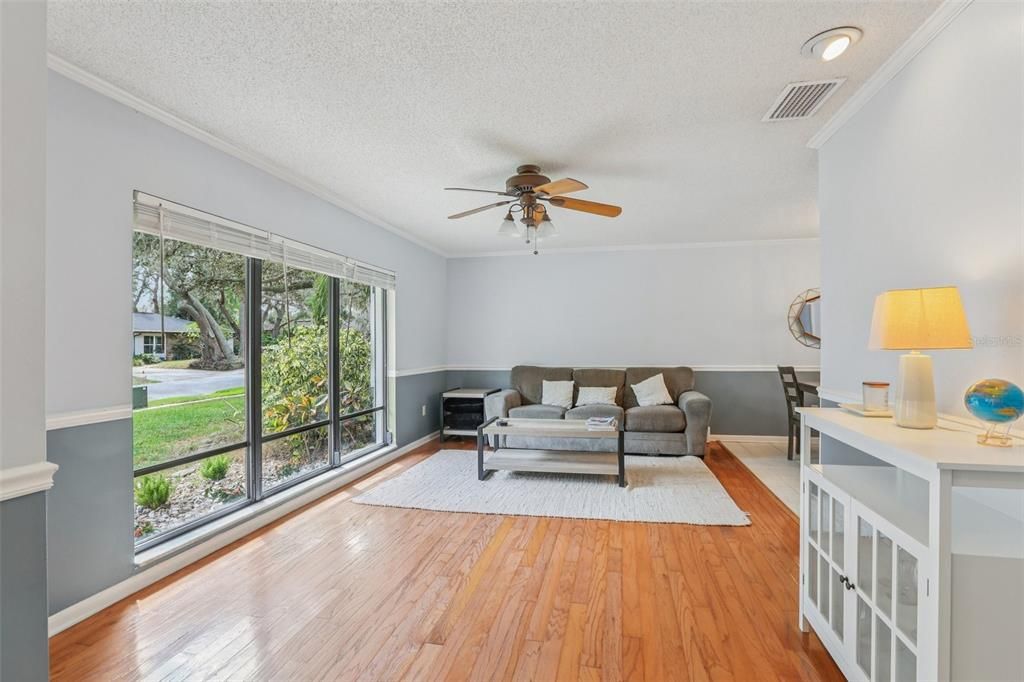 待售: $549,000 (3 贝兹, 2 浴室, 1668 平方英尺)