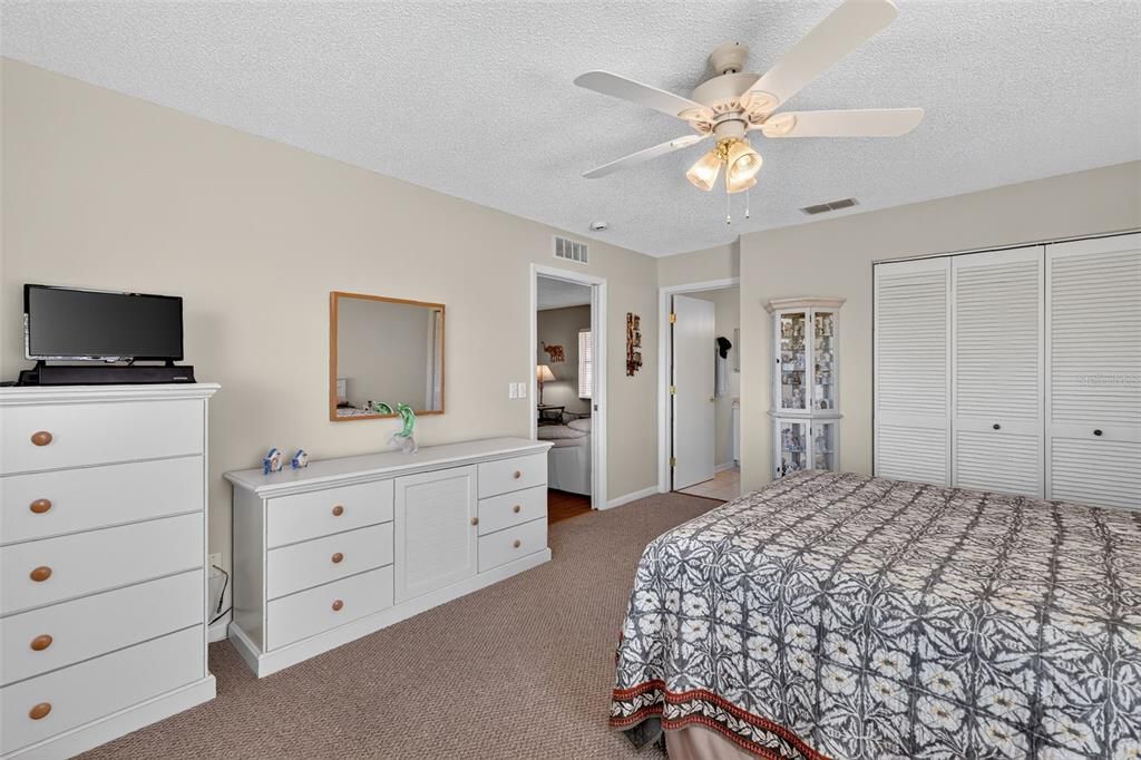 En Venta: $165,000 (2 camas, 2 baños, 1100 Pies cuadrados)