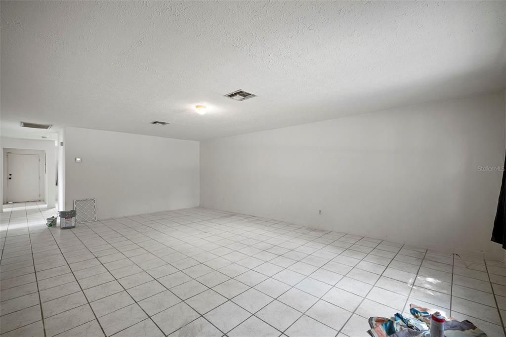 待售: $464,900 (6 贝兹, 0 浴室, 3149 平方英尺)