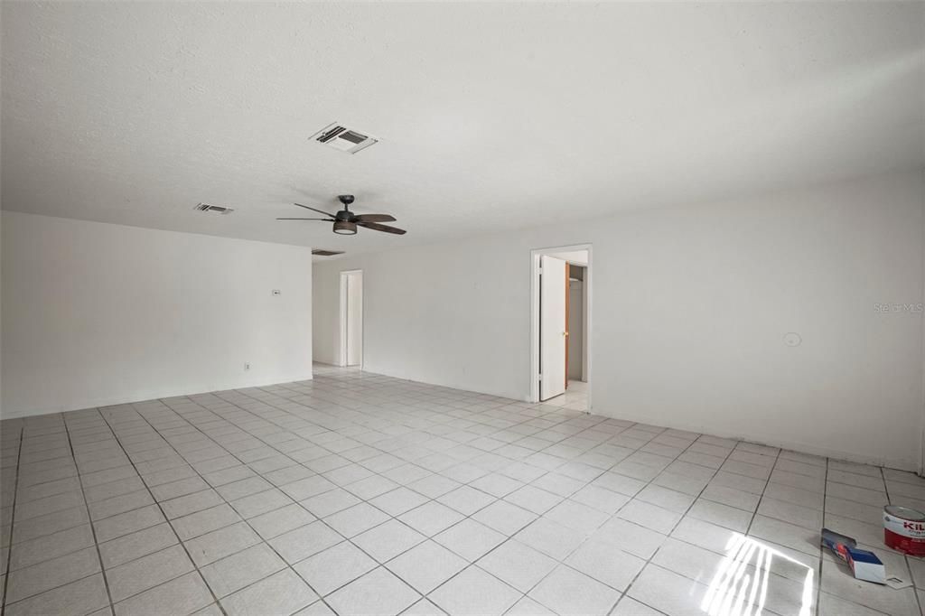 待售: $464,900 (6 贝兹, 0 浴室, 3149 平方英尺)