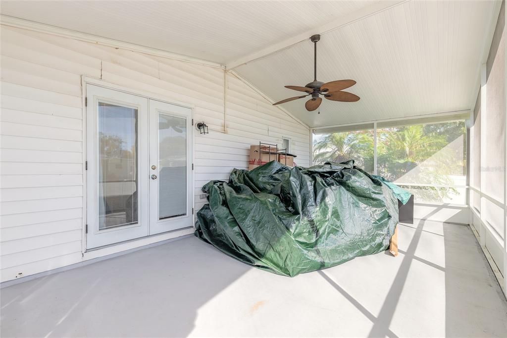 Active With Contract: $179,900 (2 beds, 2 baths, 1248 Square Feet)